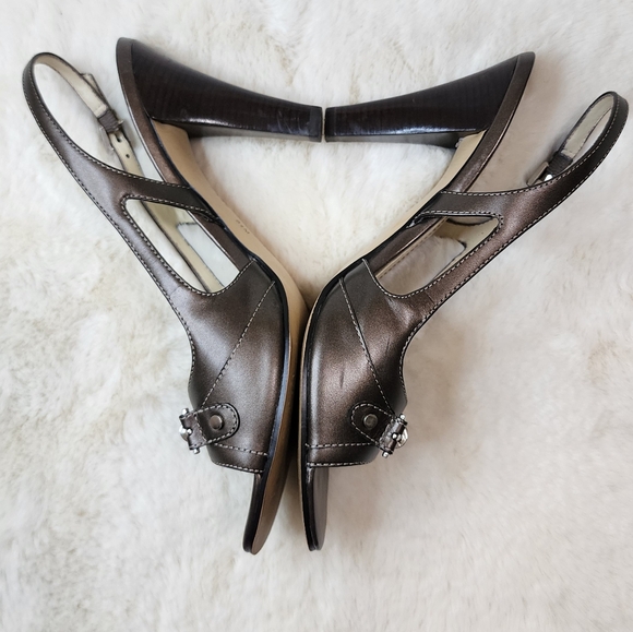 Anne Klein Bronze Slingback Heels 8.5M - Picture 6 of 14